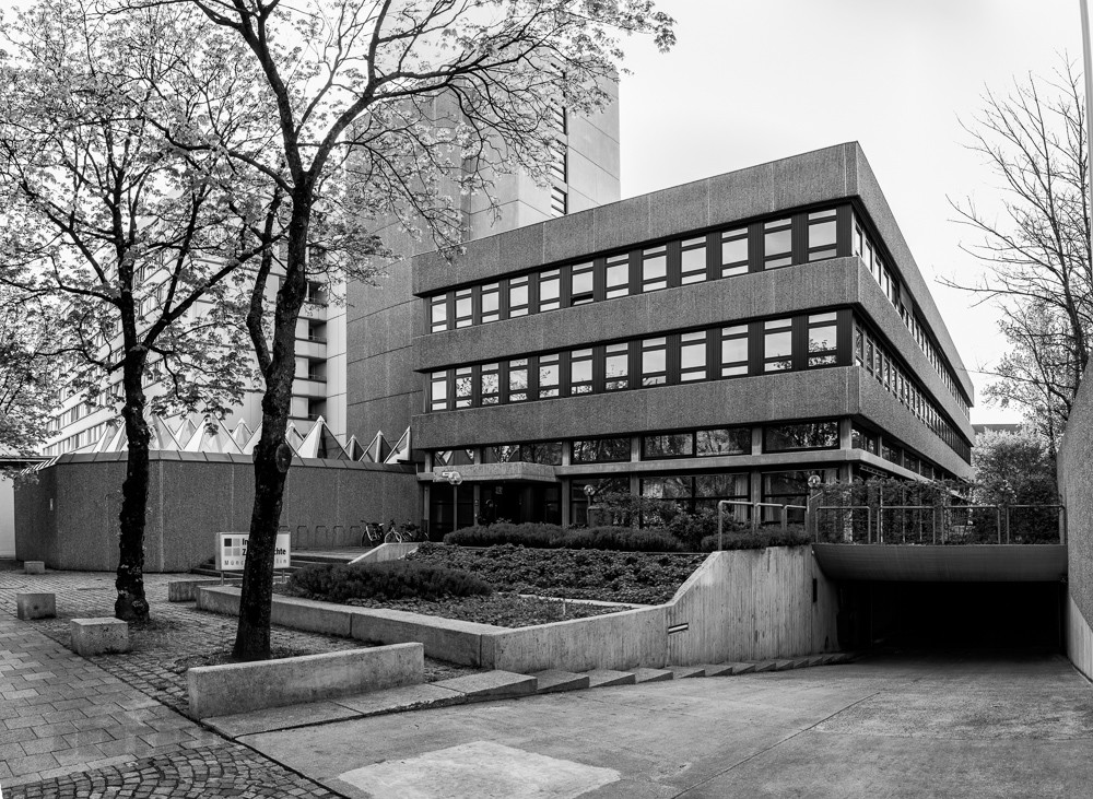 IfZ München I, Brutalismus