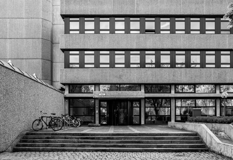 IfZ München, Brutalismus